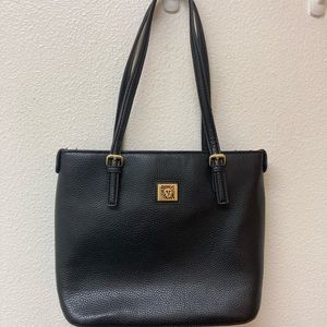 ANNE KLEIN classic Black Shoulder Bag with Gold Hardware 10x10x4